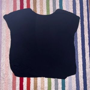 Women’s black shirt